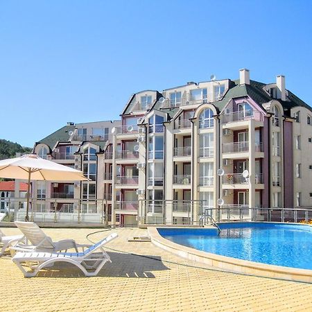 Каварна Хилс Апартаменти - Kavarna Hills Apartments Buitenkant foto