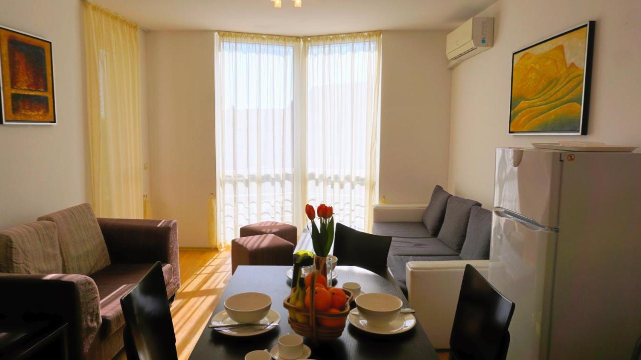 Каварна Хилс Апартаменти - Kavarna Hills Apartments Buitenkant foto