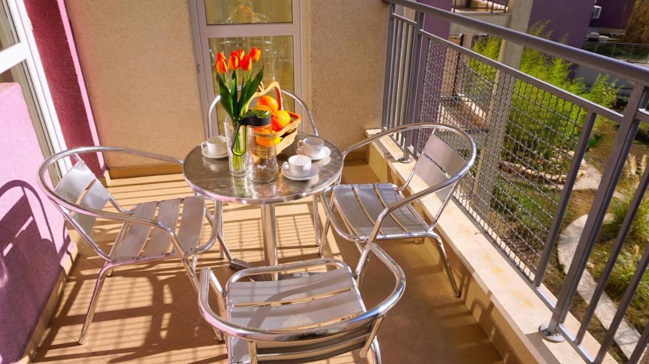 Каварна Хилс Апартаменти - Kavarna Hills Apartments Buitenkant foto