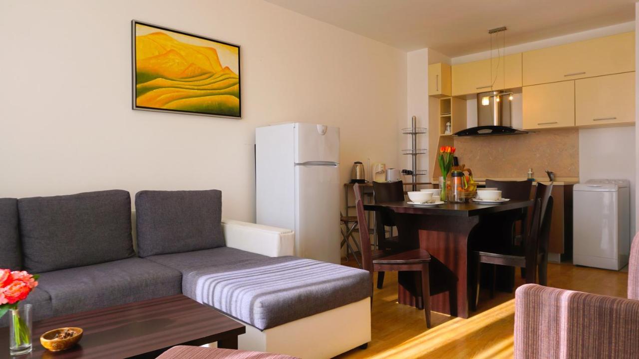 Каварна Хилс Апартаменти - Kavarna Hills Apartments Buitenkant foto