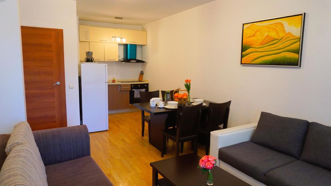 Каварна Хилс Апартаменти - Kavarna Hills Apartments Buitenkant foto