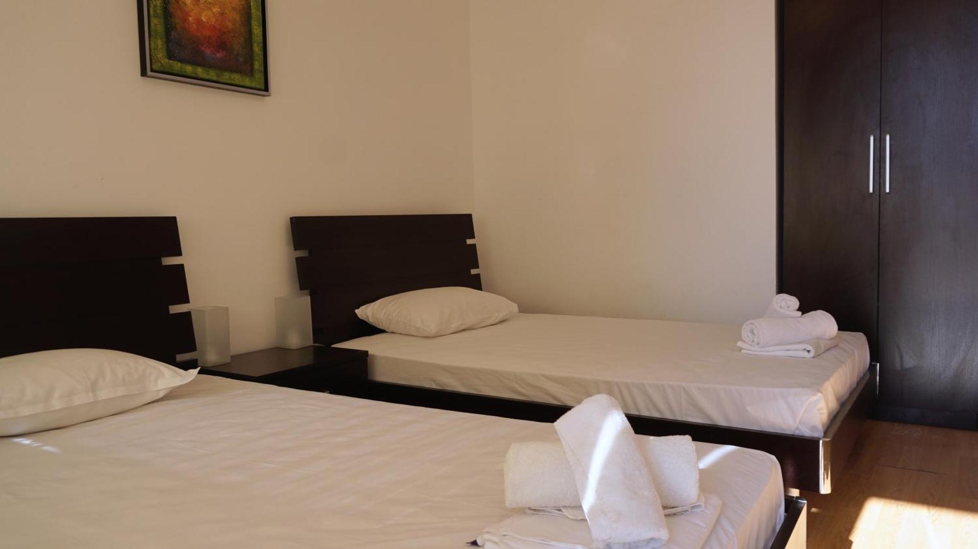 Каварна Хилс Апартаменти - Kavarna Hills Apartments Kamer foto