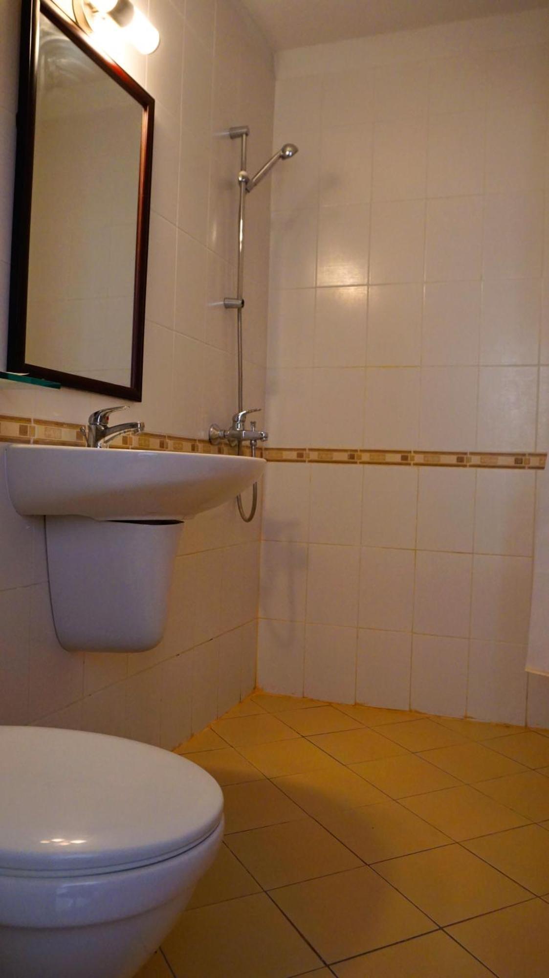 Каварна Хилс Апартаменти - Kavarna Hills Apartments Kamer foto