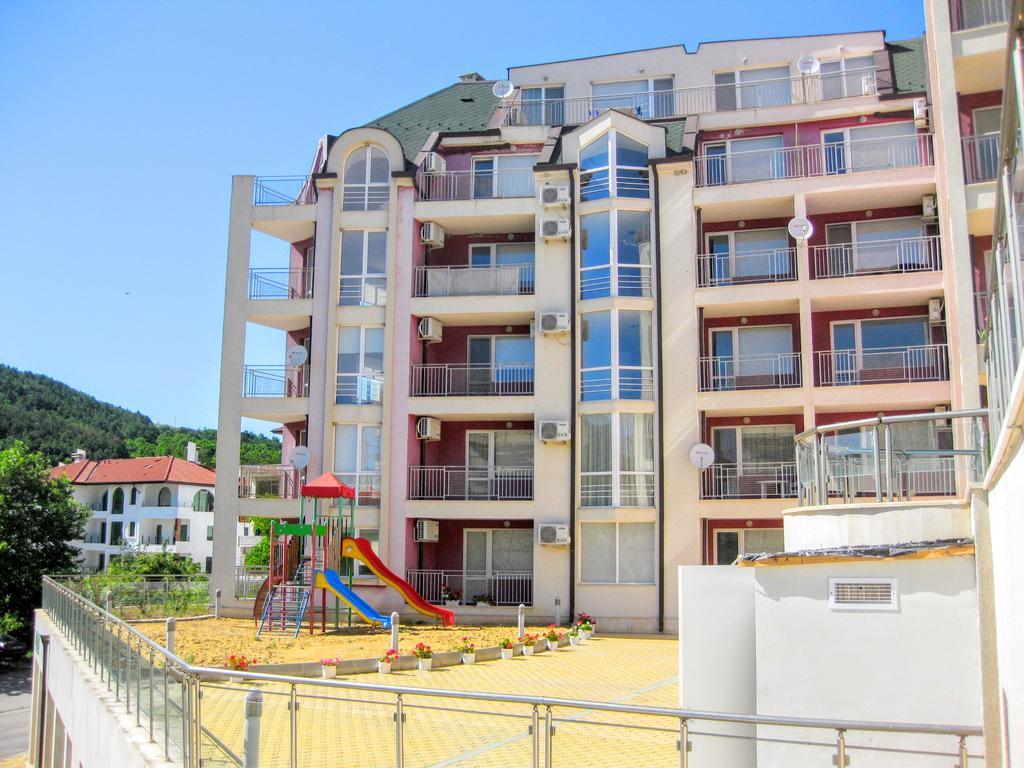 Каварна Хилс Апартаменти - Kavarna Hills Apartments Buitenkant foto